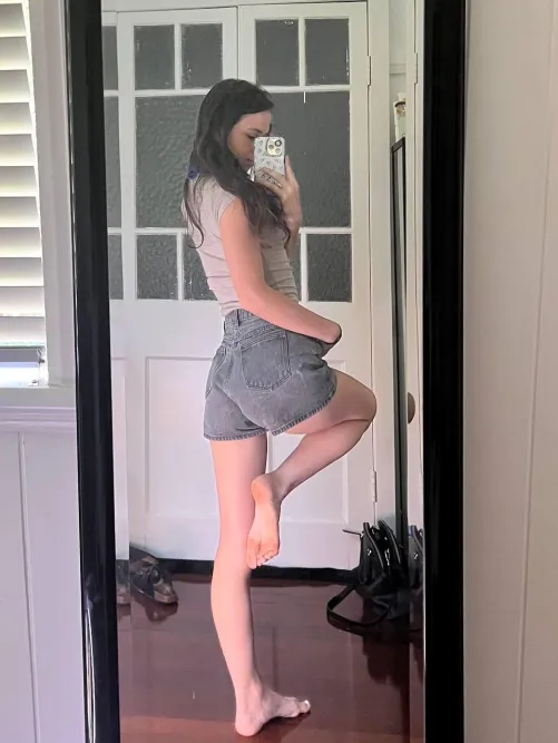 fit little legs by tigeressmonroe