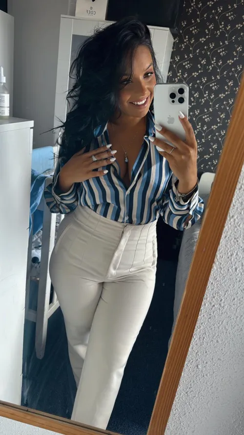 I think that the best in the life is to enjoy the sex in all dimensions by Galadriel69_