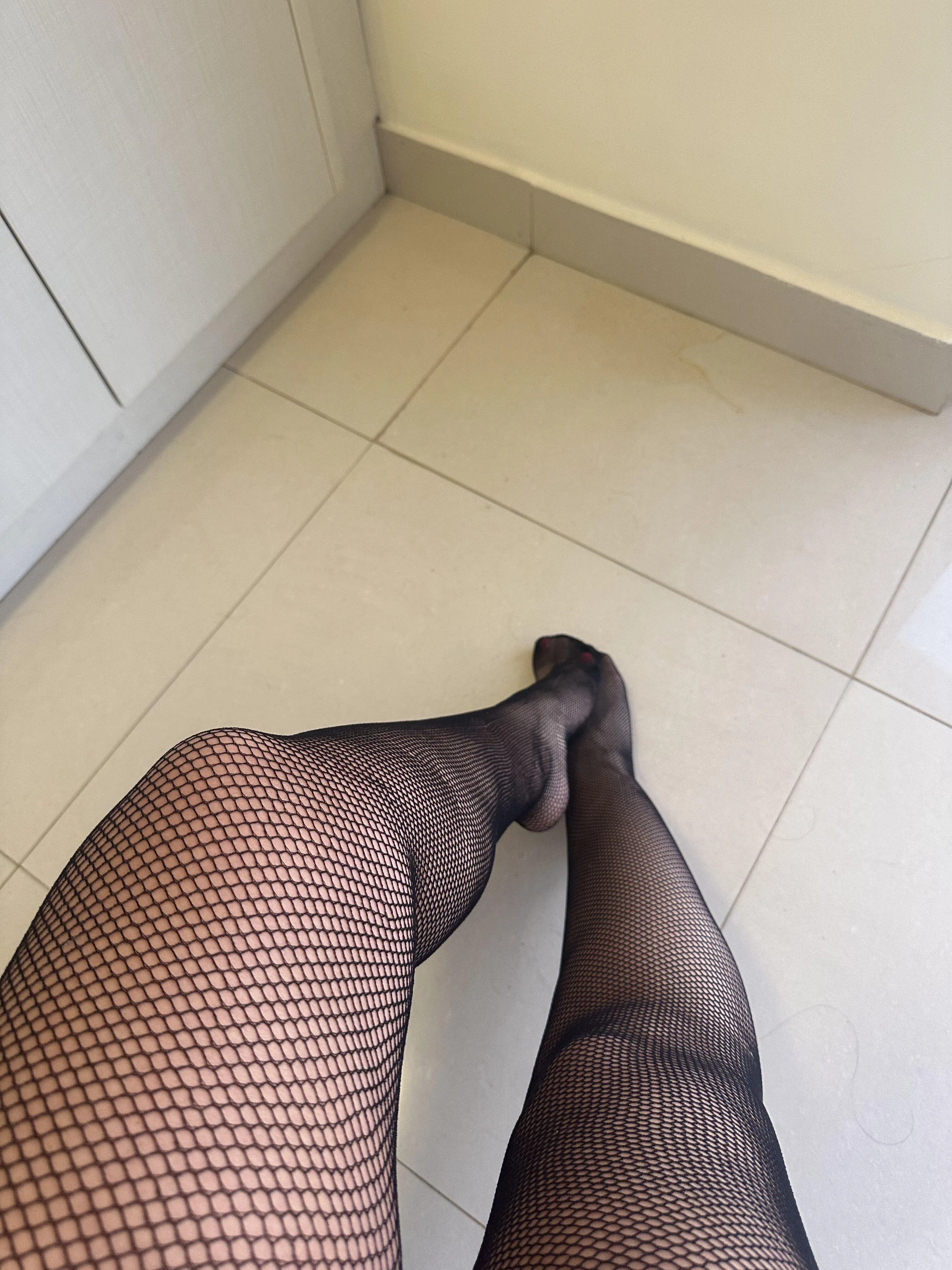 My legs are just missing someone to wrap around posted by milkshake_bootyL