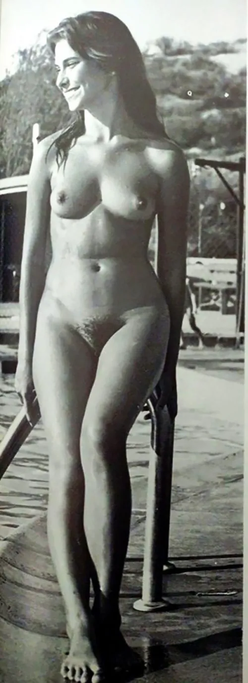 Perfectly proportioned by Professional-Form-3