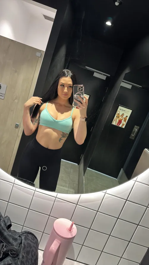 Tight all over, inside and out by SaffronSunflower_