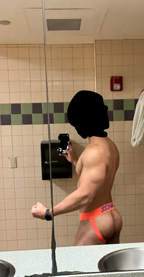 It’s really hard to grow a big but and legs ☹️😔…but I’m in the process of getting them big!! by I_like_fun1