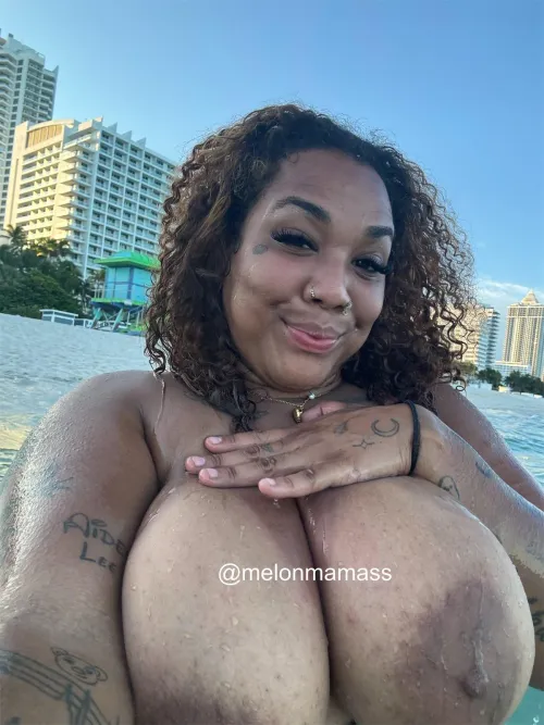 let’s have some fun in the sun 🥵 by melonmamass