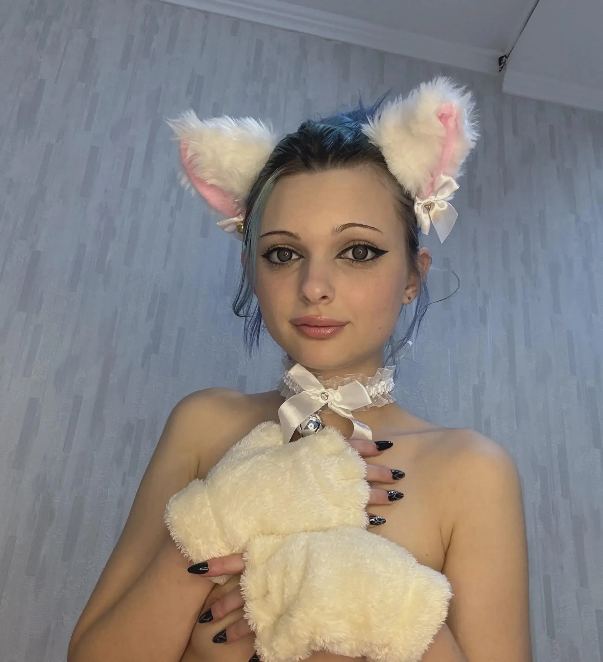 would you let a cat girl lick you clean posted by _blue_river_