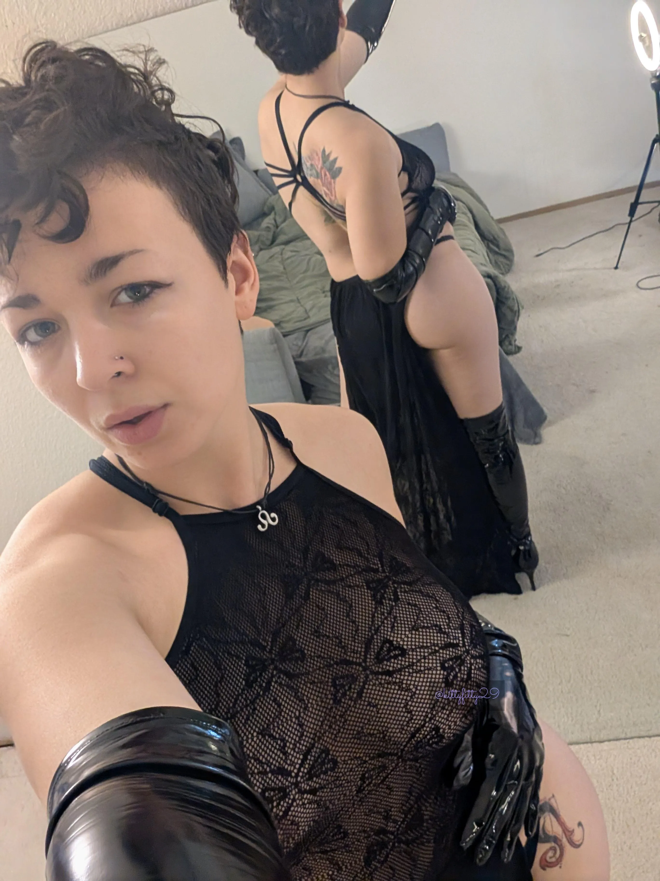 Happy Valentine's Day posted by Fitty_Kitty291