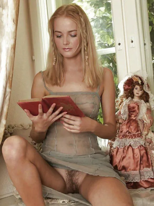 Tell me a story by frank461974