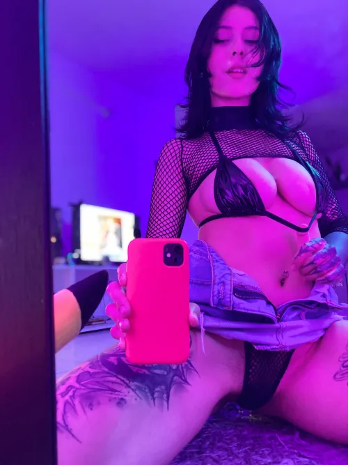 When I drink a little I get very horny, do you want to accompany me? by Selvalentinex