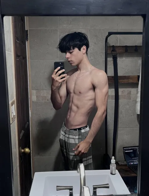 Would you spent your valentines with me? by No-Spot8046