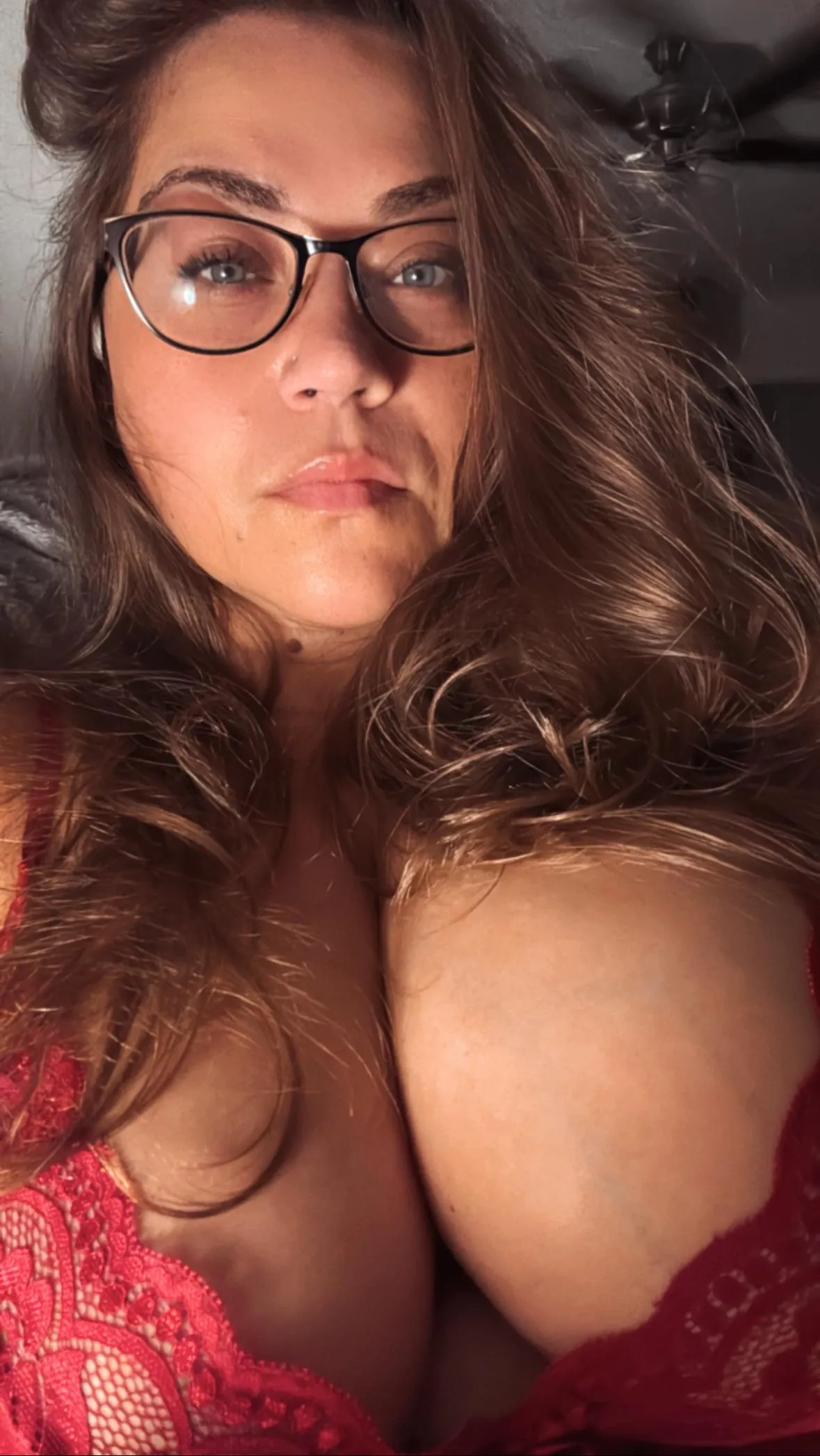 Happy Valentine’s Day! posted by Buxom_Vixen_