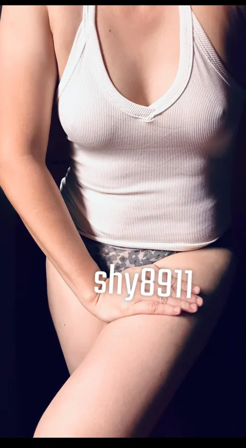 Reposting my fave white tank top by shy8911