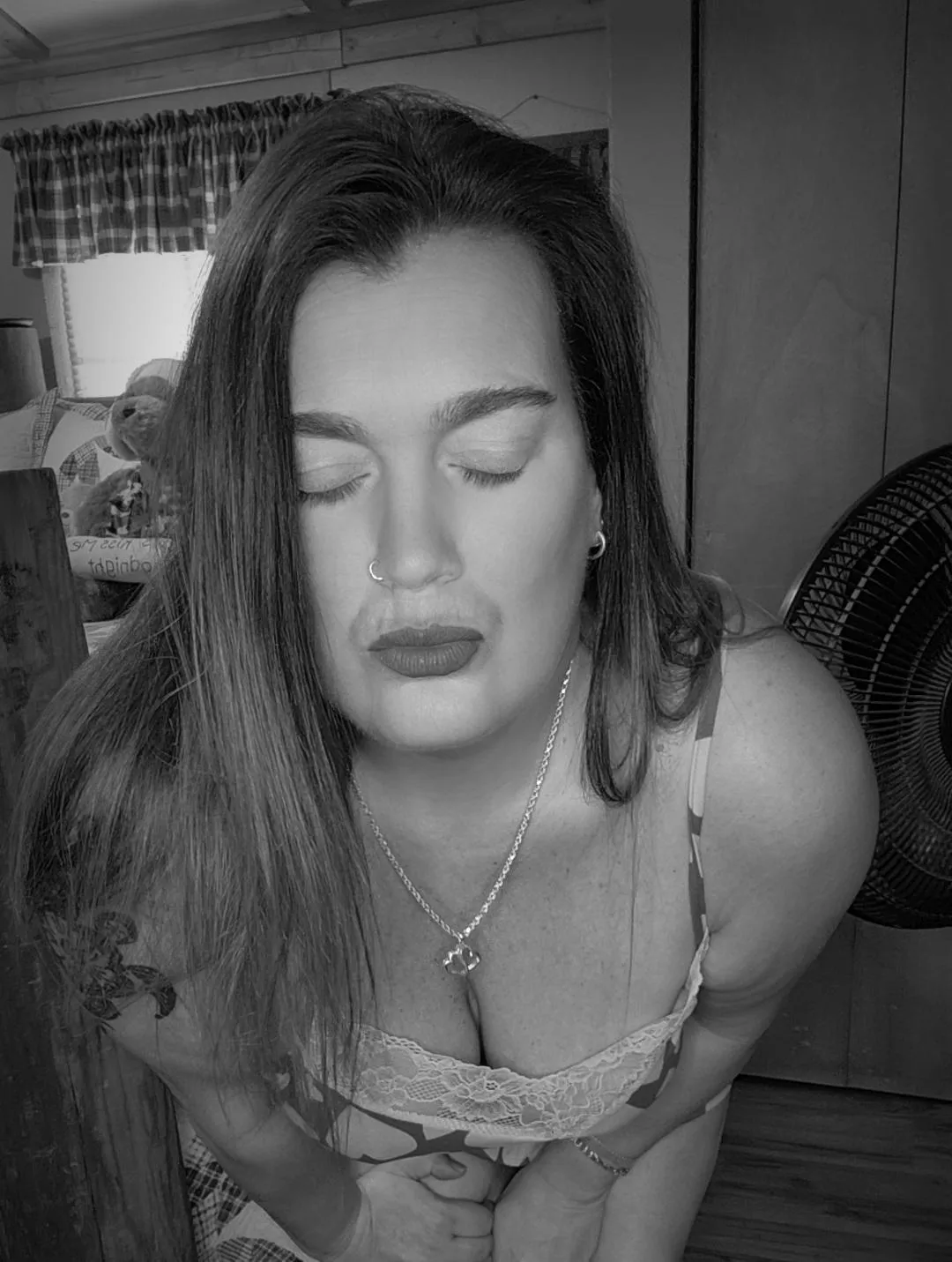 Saturday wanna play with me posted by DOLLFACE2008