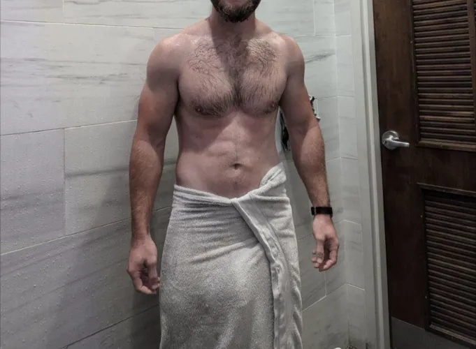 Bull from Birmingham, travel to Tennessee often. Can be whatever the couple needs me to be, no pressure! Send pics and any info you can! by Baby_Maker17