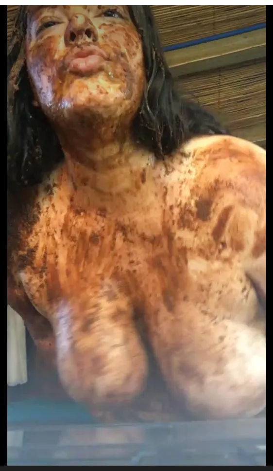 (F) This could be us... Do you like heavy smearing as much as I do? posted by DangerousPriority1