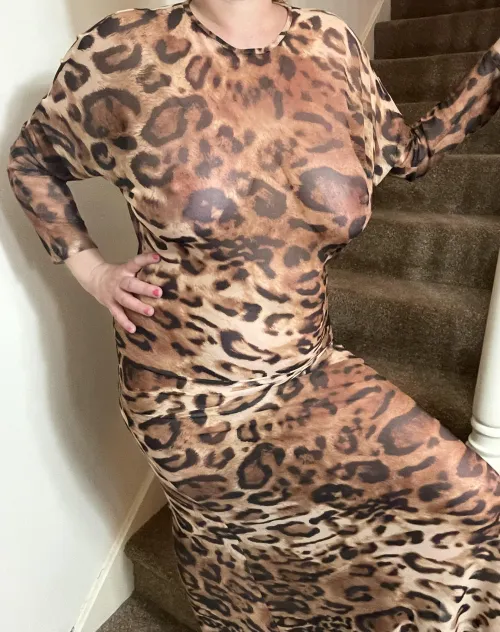 Look closer xx by seannextdoor69