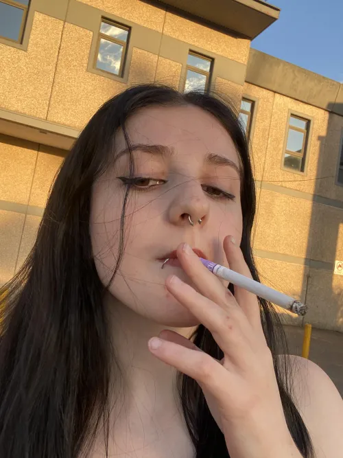 Smoking in the parking💋 by mikitauwuu