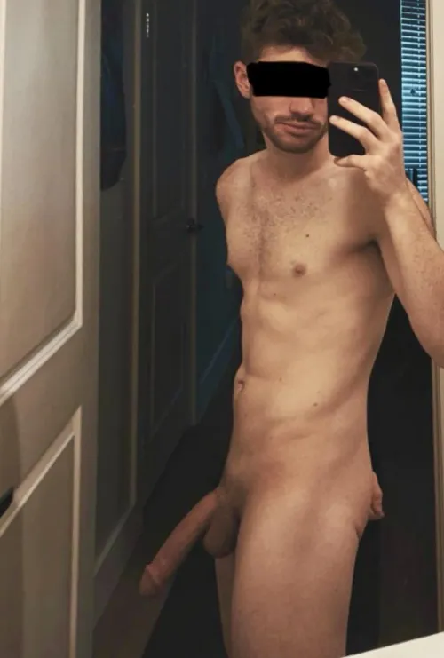 took this back when i was 18, it looked extra thick when i was skinny by MentalConcept6096