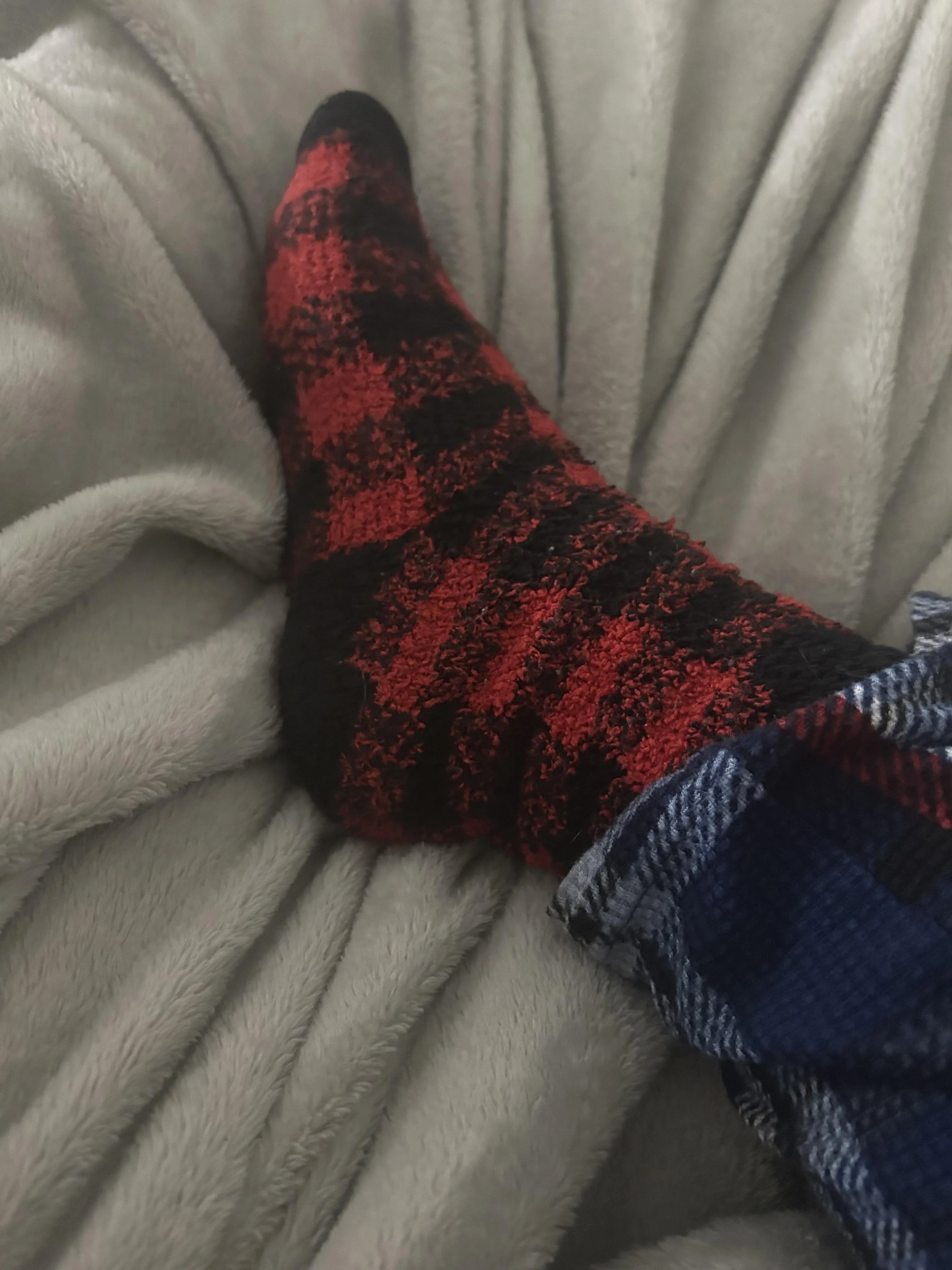 Well you be my valentine 😘 posted by fuzzysockmistress