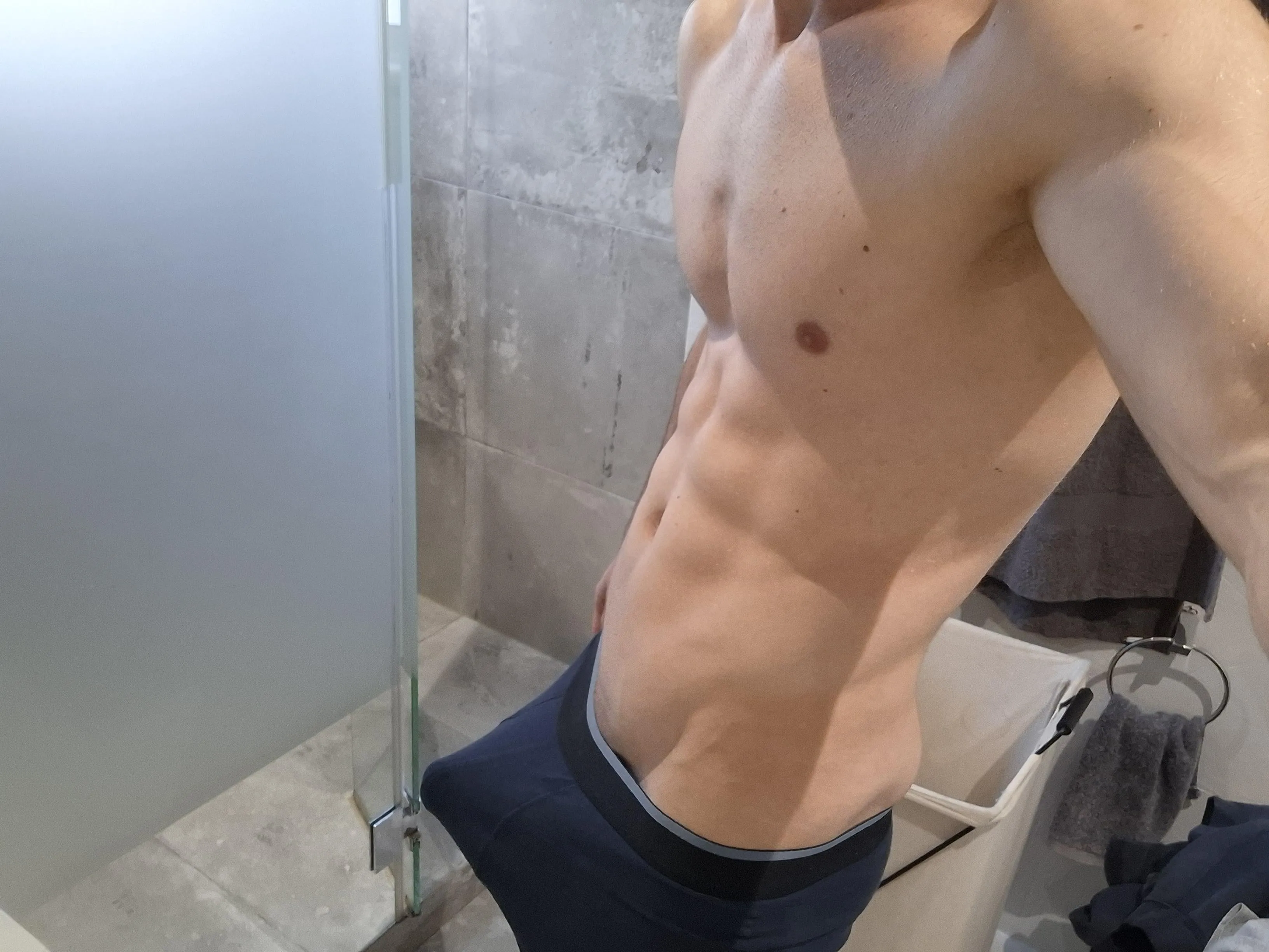 24 Straight in the bathroom posted by Vinsmoke2000