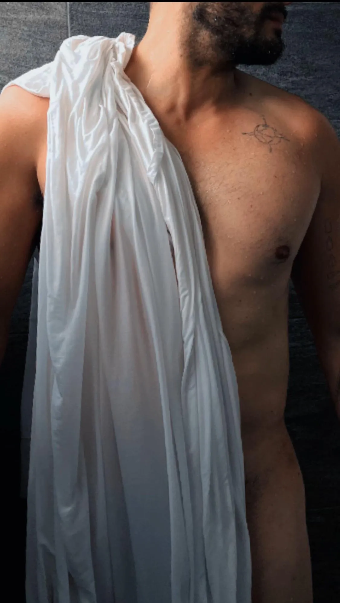 A wet Roman haha posted by Additional_Cod_4796