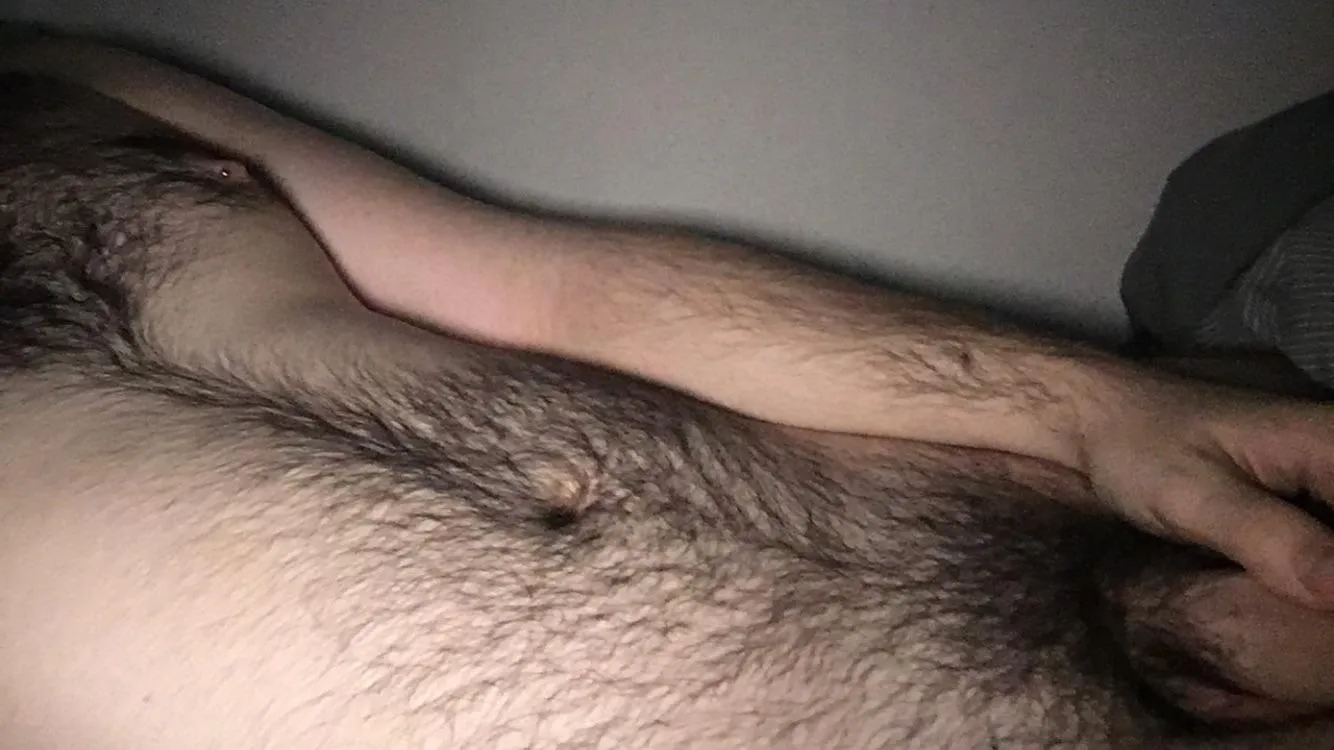 Don’t mind some hair right? (25) posted by Western-Diamond-5415