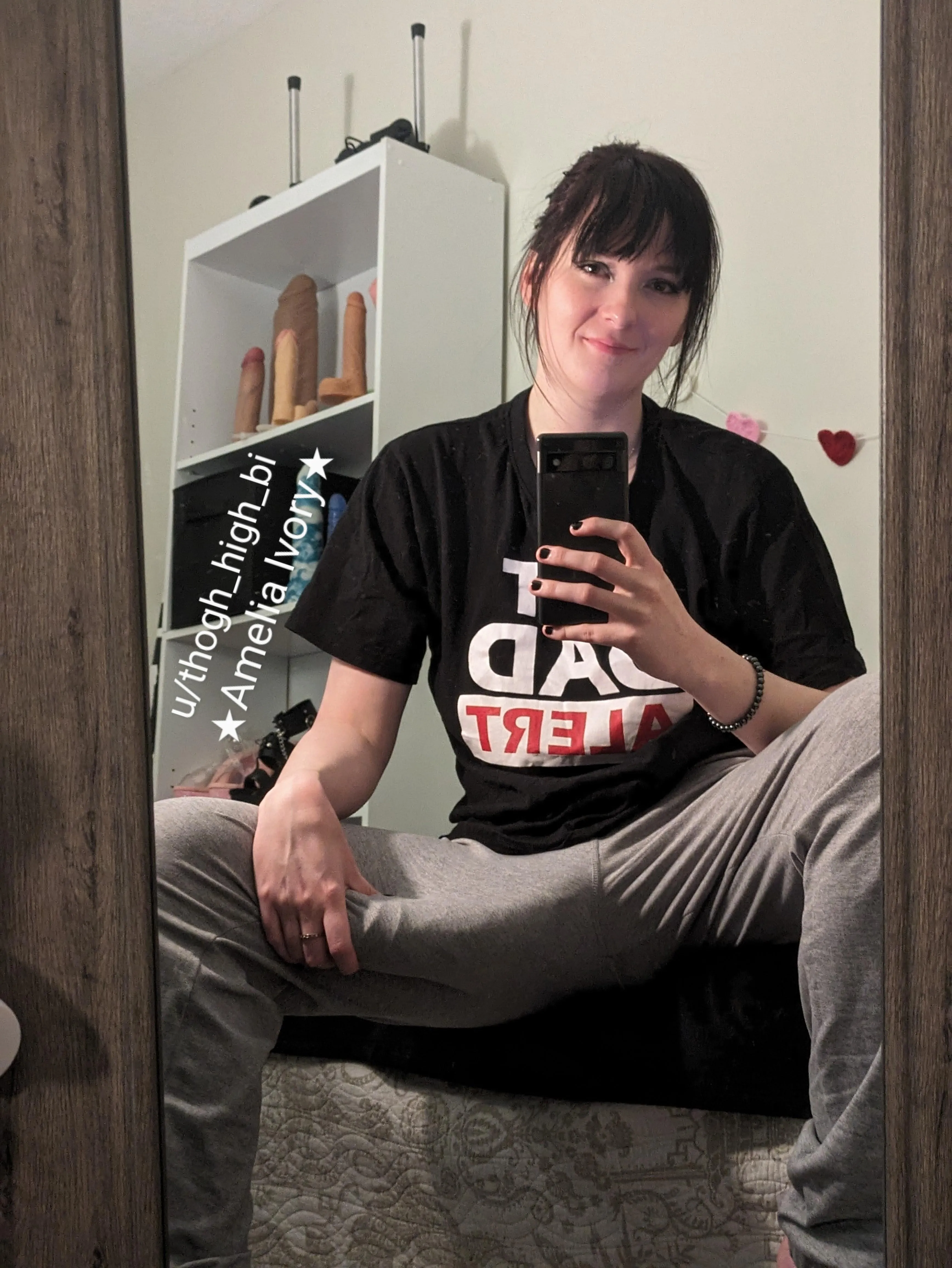 Don't you just love grey sweatpants? Perfect for showing off my thick cock posted by thogh_high_bi