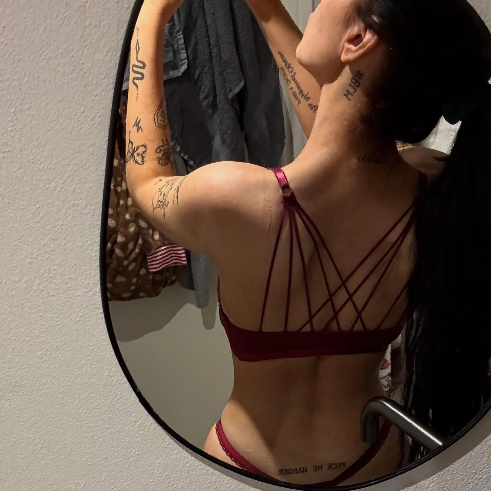 Har fået ny tatovering. Kan du spotte den?😈 posted by Astrid_andersen
