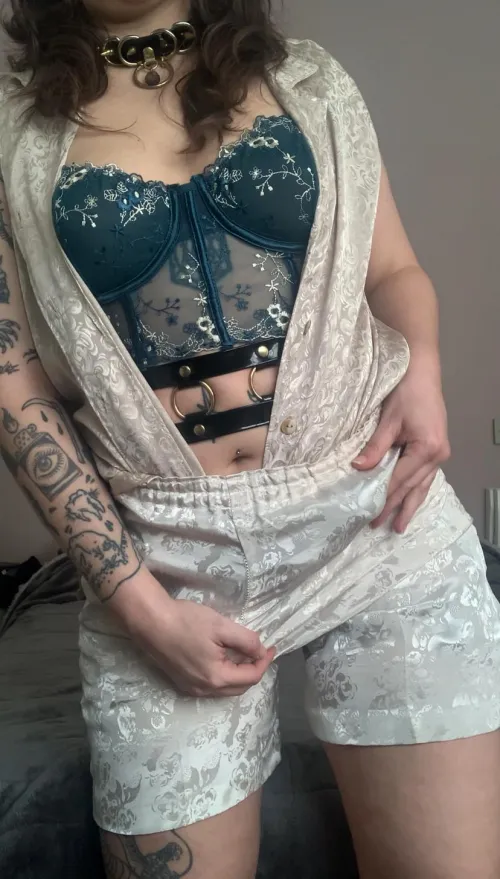 I know you are a smart boy, guess the size of it * by koonniee