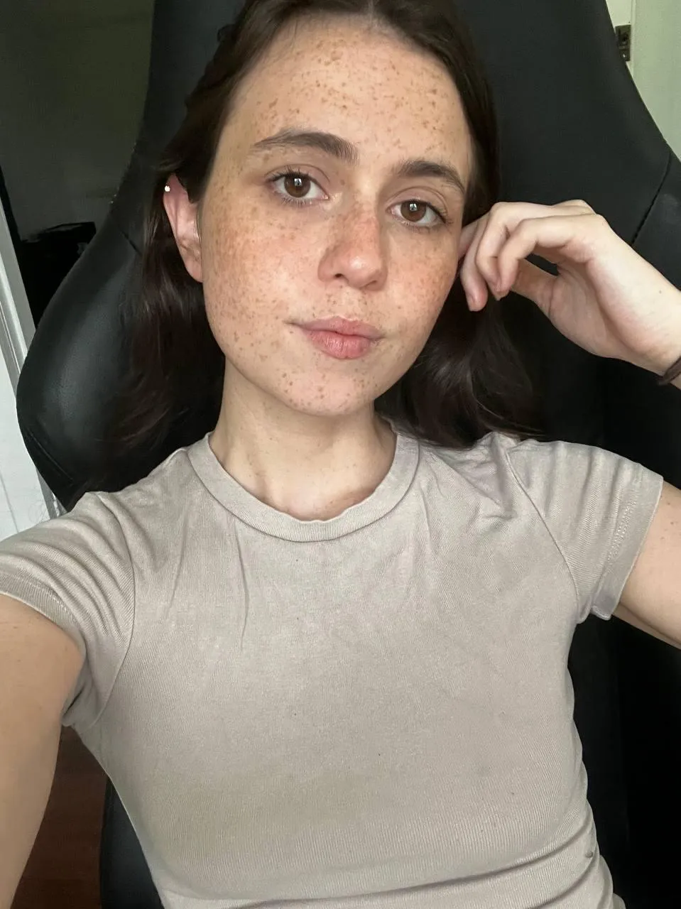 No Makeup posted by tigeressmonroe
