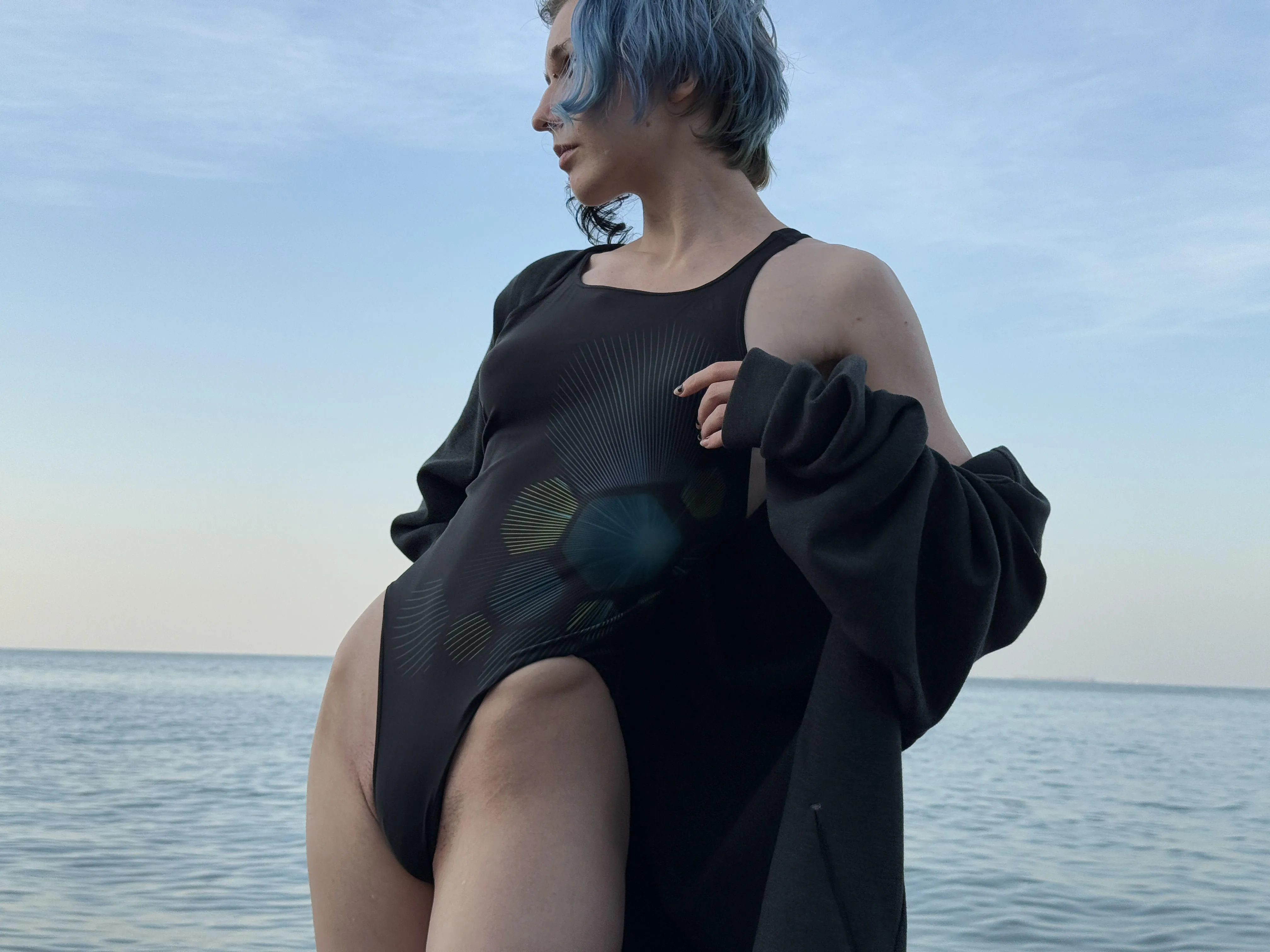 salty air, calm soul, steady pose posted by kawaiiipunk