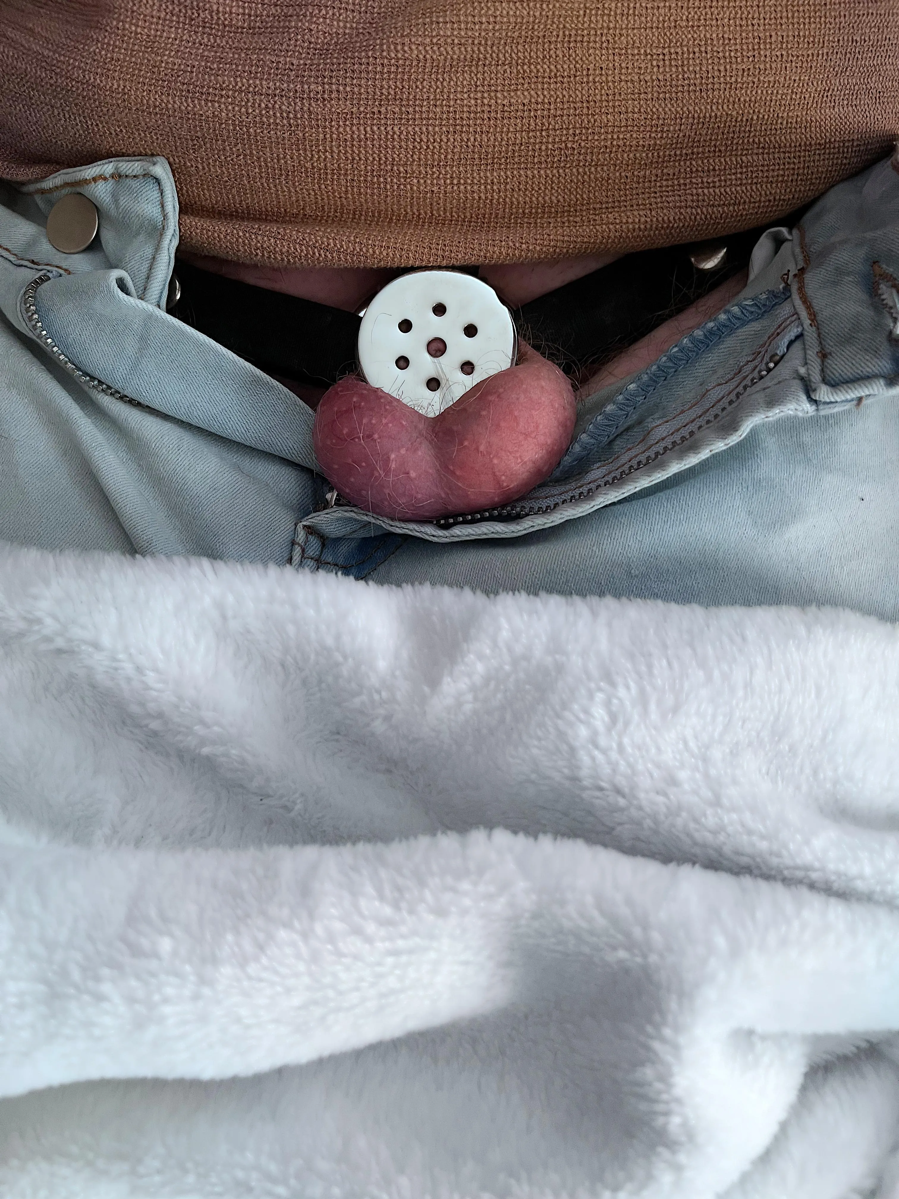 Day 1 of trying to go permanent! Let’s see how long I can go for! posted by Pleasant-Animator-32