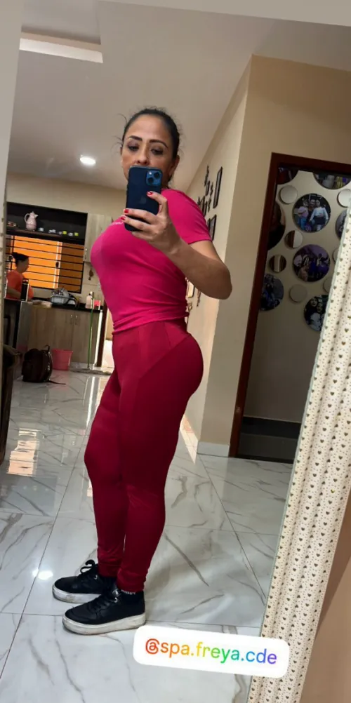 Heading to the gym! by girlypinkyx