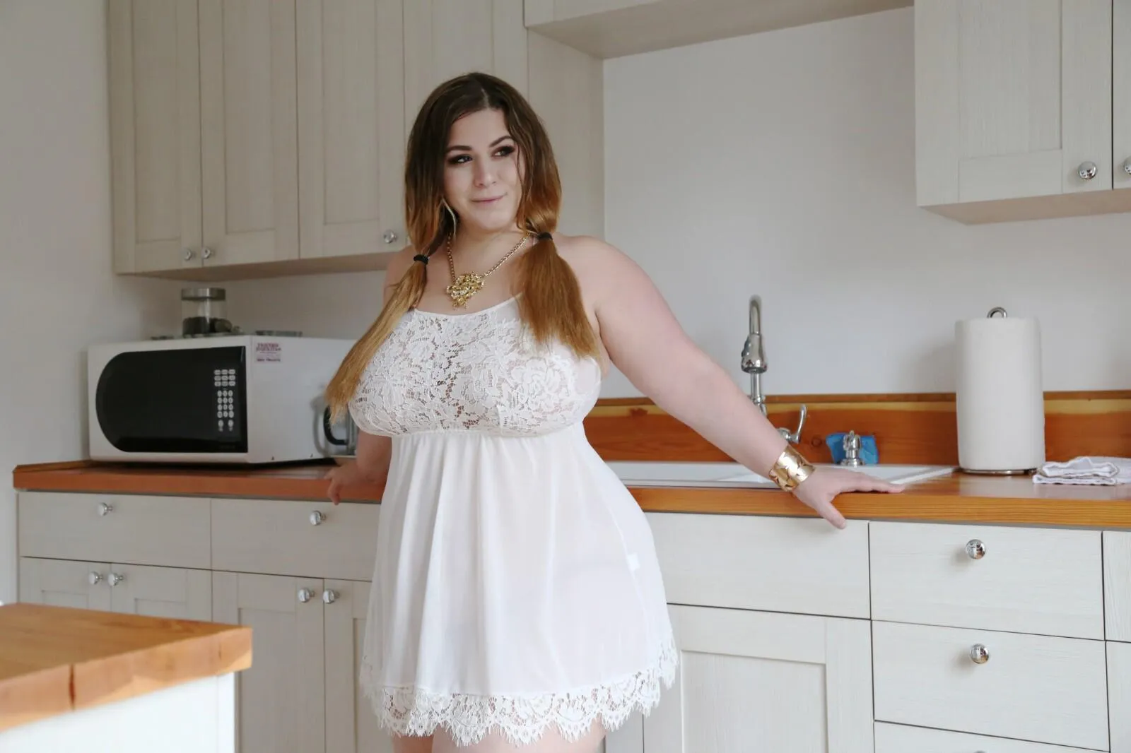 London Andrews posted by evenflow_2991