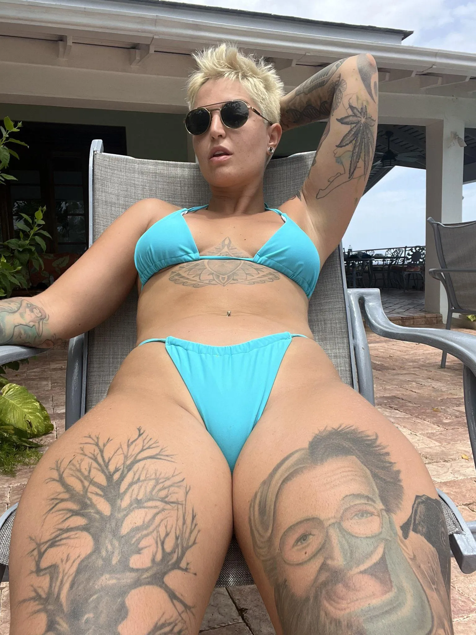 Do you like how chunky my thighs are posted by Georgieweare97