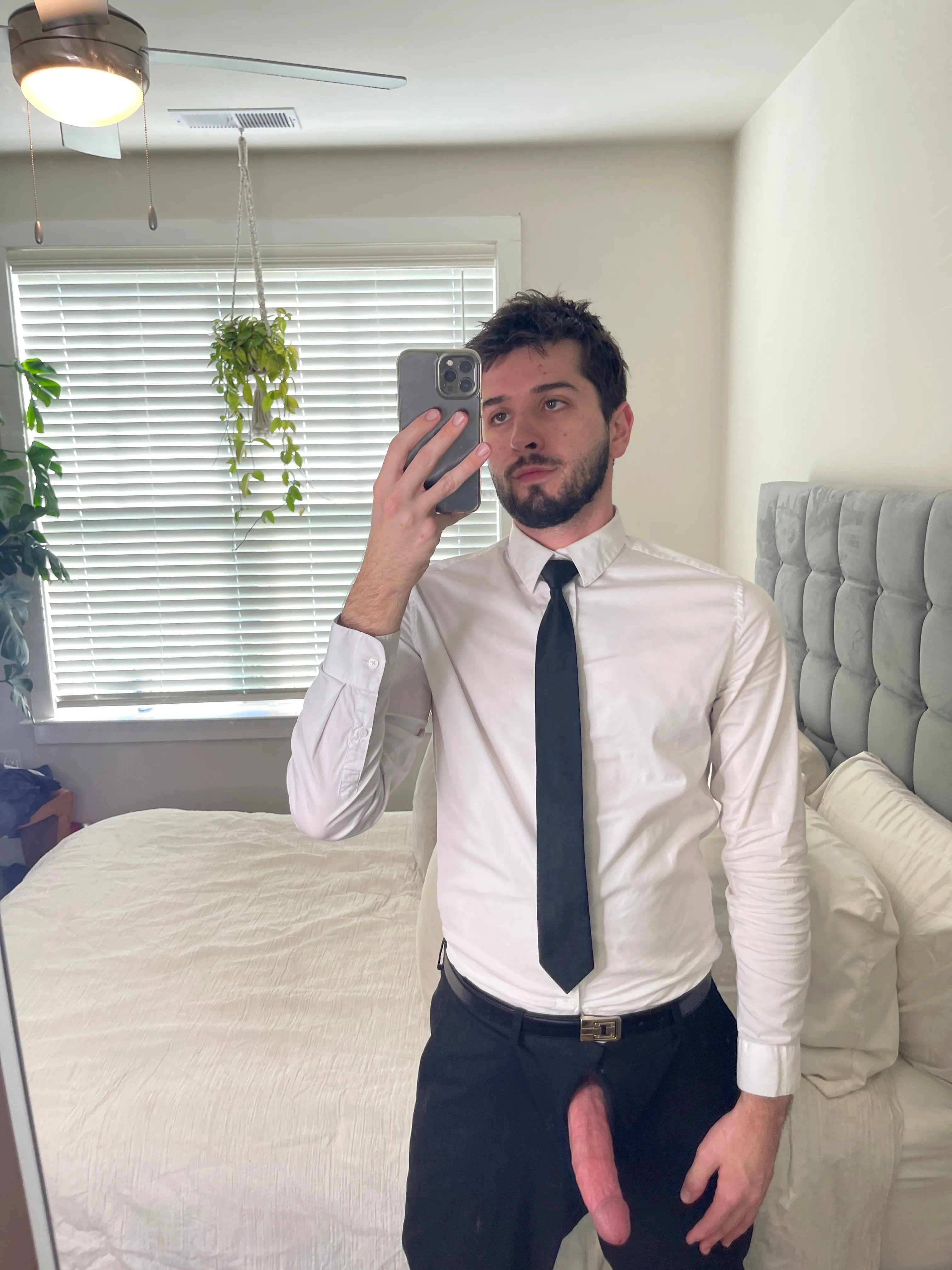 Getting ready to go to work posted by Cowboy1129