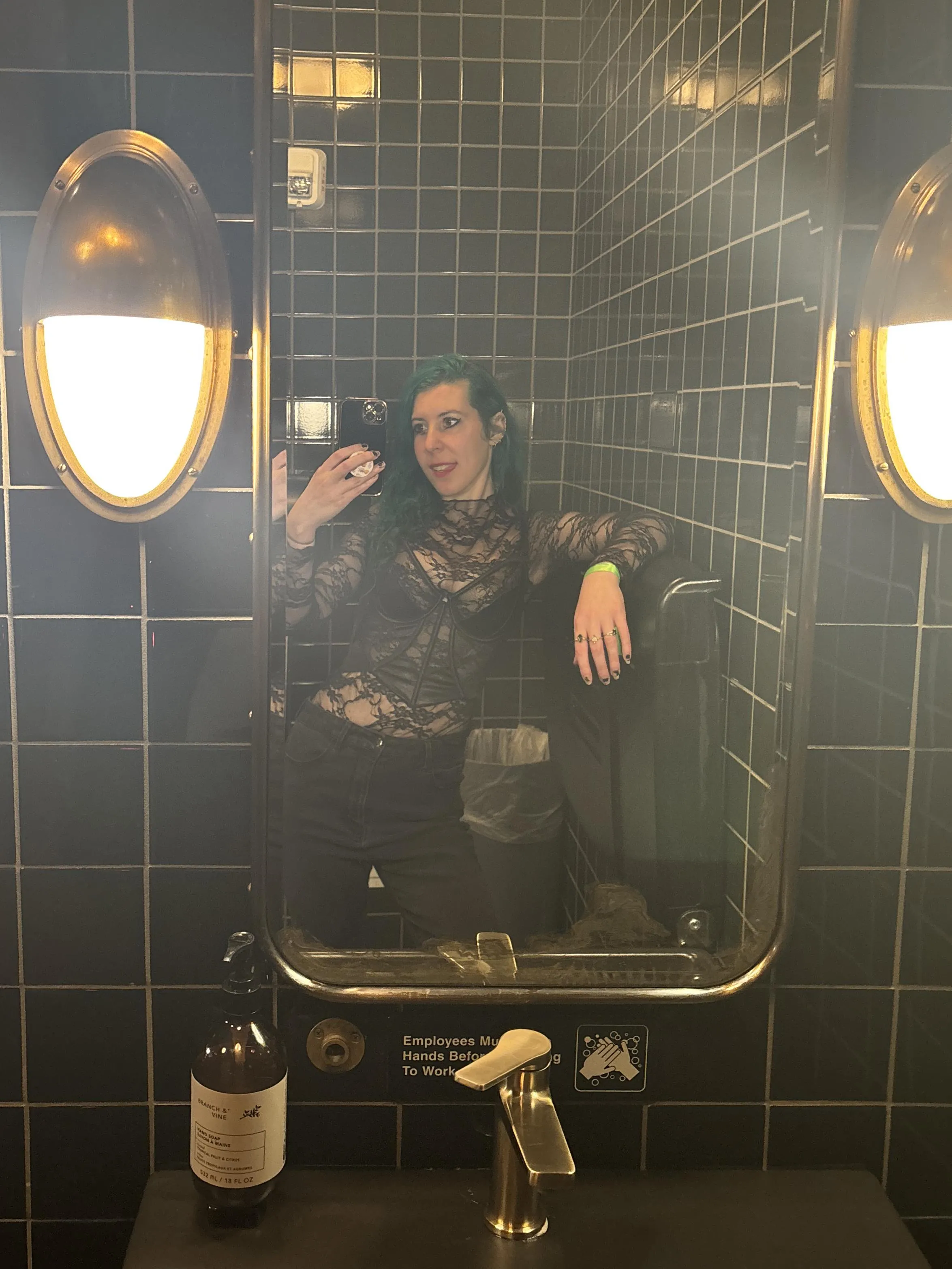 See through sexiness posted by sirenskiss3