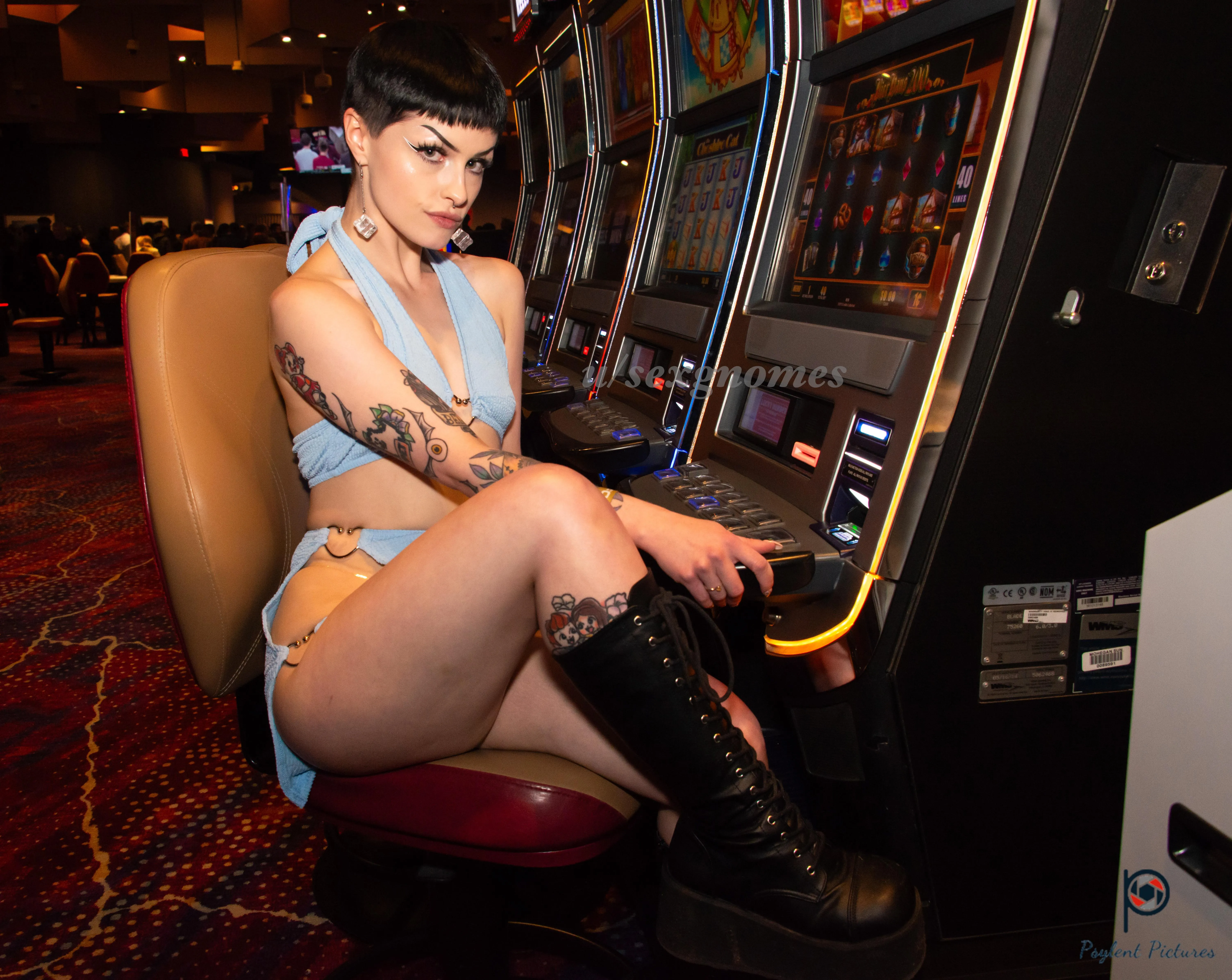 would you let me be your accessory to the casino? 🎰😳 posted by sexgnomes