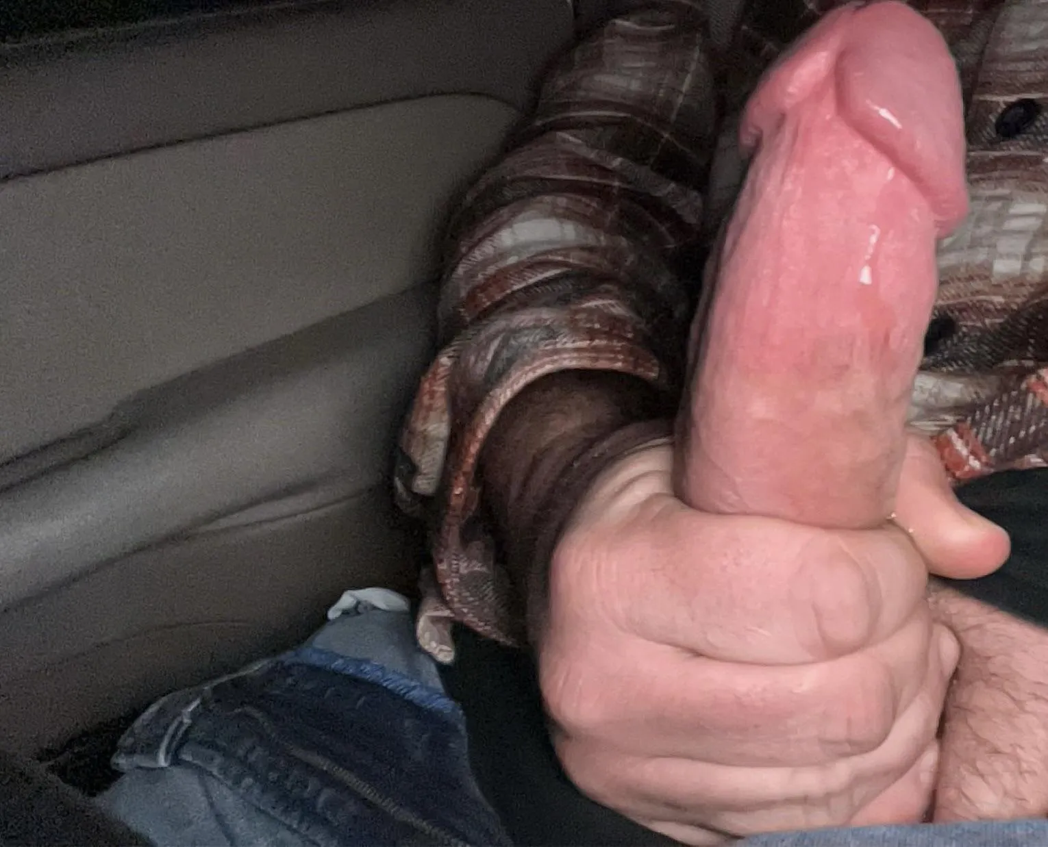 8 inches, leaking, and bout ready to blow. [29] posted by Business-Addition-22