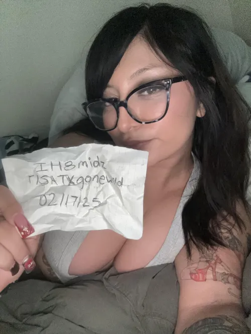 Verification for my new profile, 210chica was deleted smh by Ih8midz