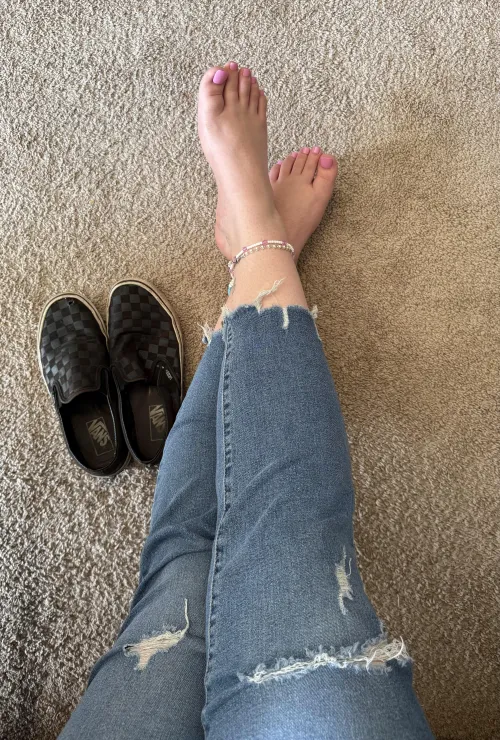 Wore these vans with no socks all day, you know the smell is extra strong right now🤤 by Ill_Establishment688