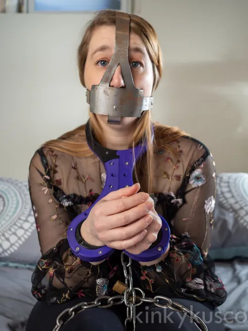 3d printed fiddle and scold's bridle by kinkykusco