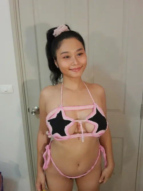 Babe...shh by serena1112th