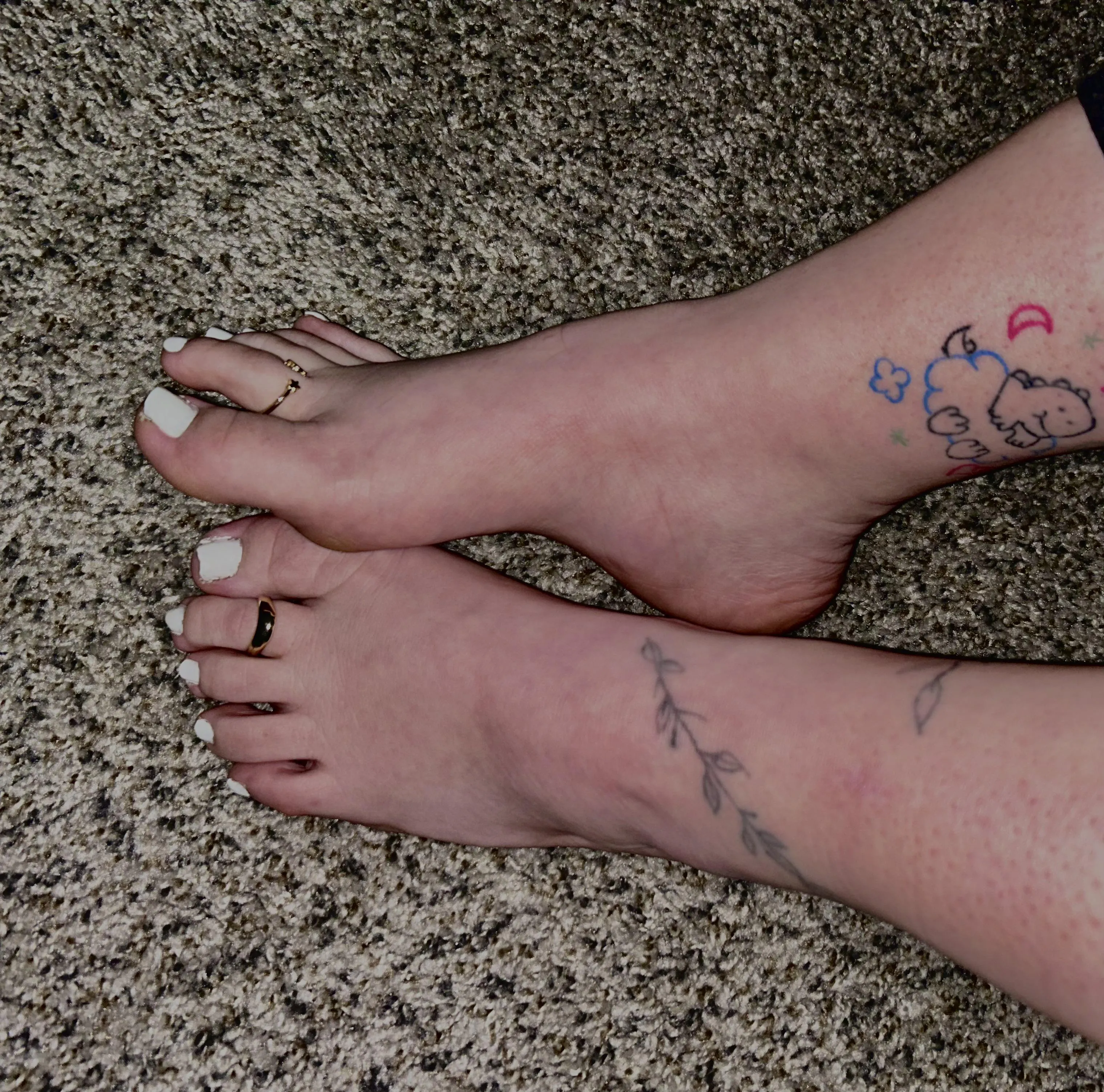 Does white suit me posted by Charlielynn97