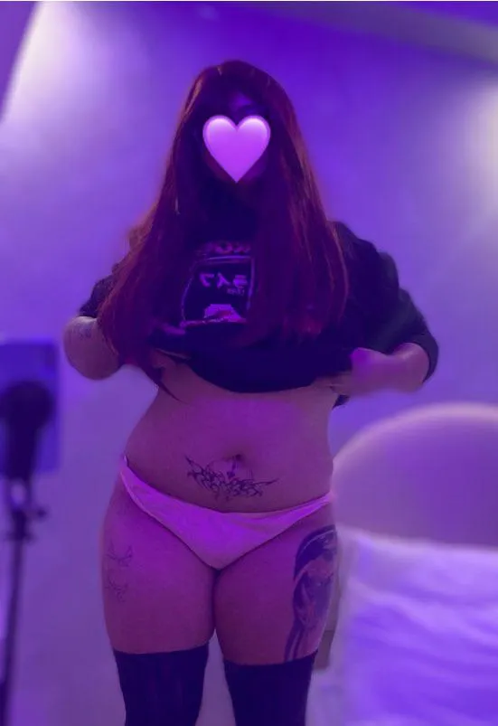 (F) curvy and chubby alt girl posted by XxOlyvxX