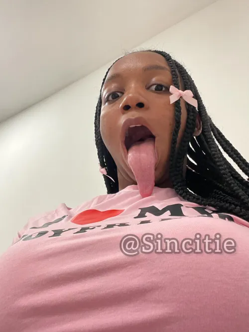 Is it too long? 👅 by sincitiee