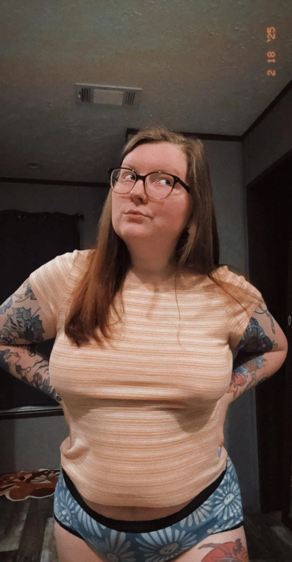 No bra, no problems posted by AddictedToGems