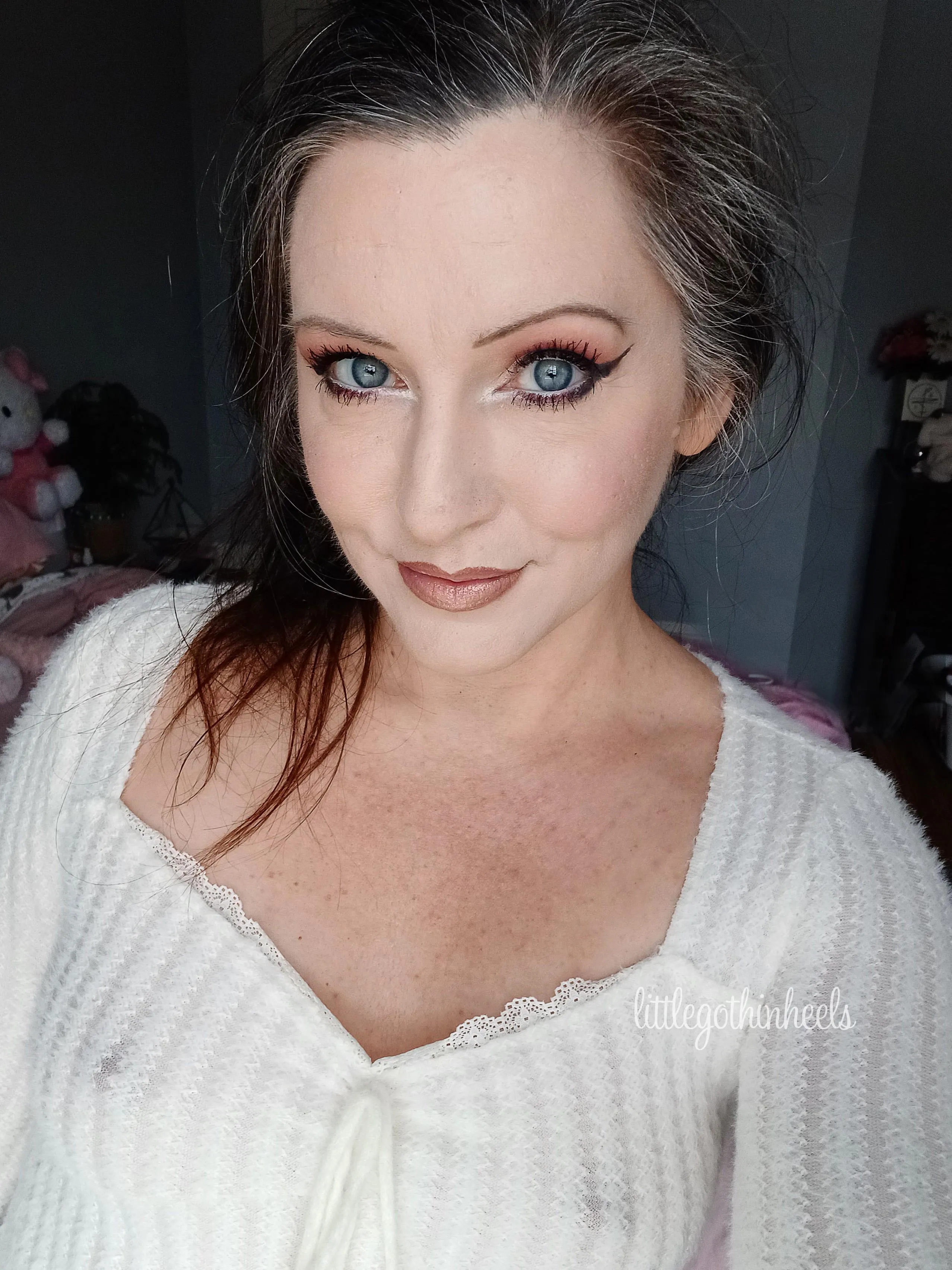 no bra today - it's a snow day - not that I'd wear one anyway posted by littlegothinheels