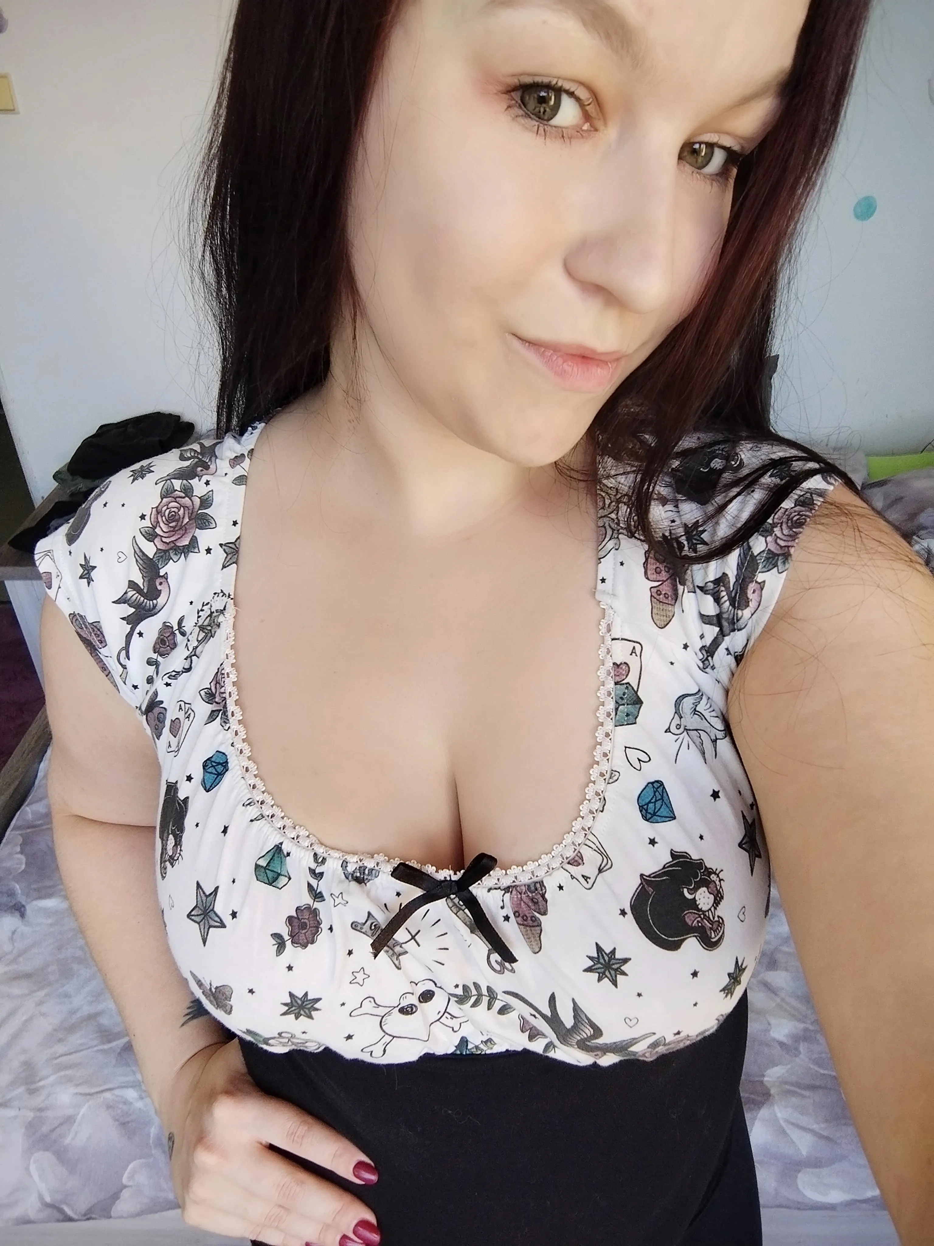 Every curve holds a secret. posted by Noriko-san