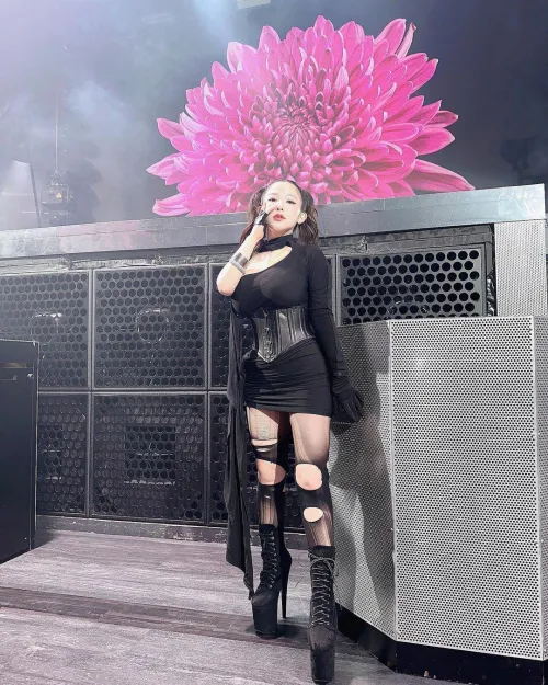 Every curve is poetry by NSFWPostMaster4000