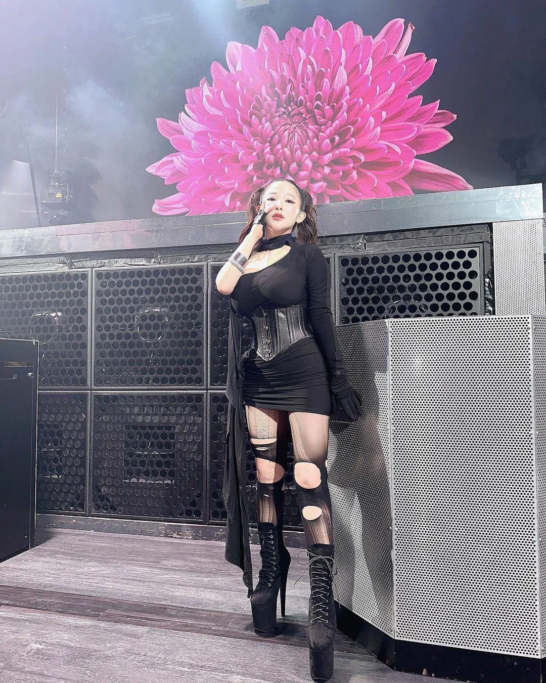 Every curve is poetry posted by NSFWPostMaster4000