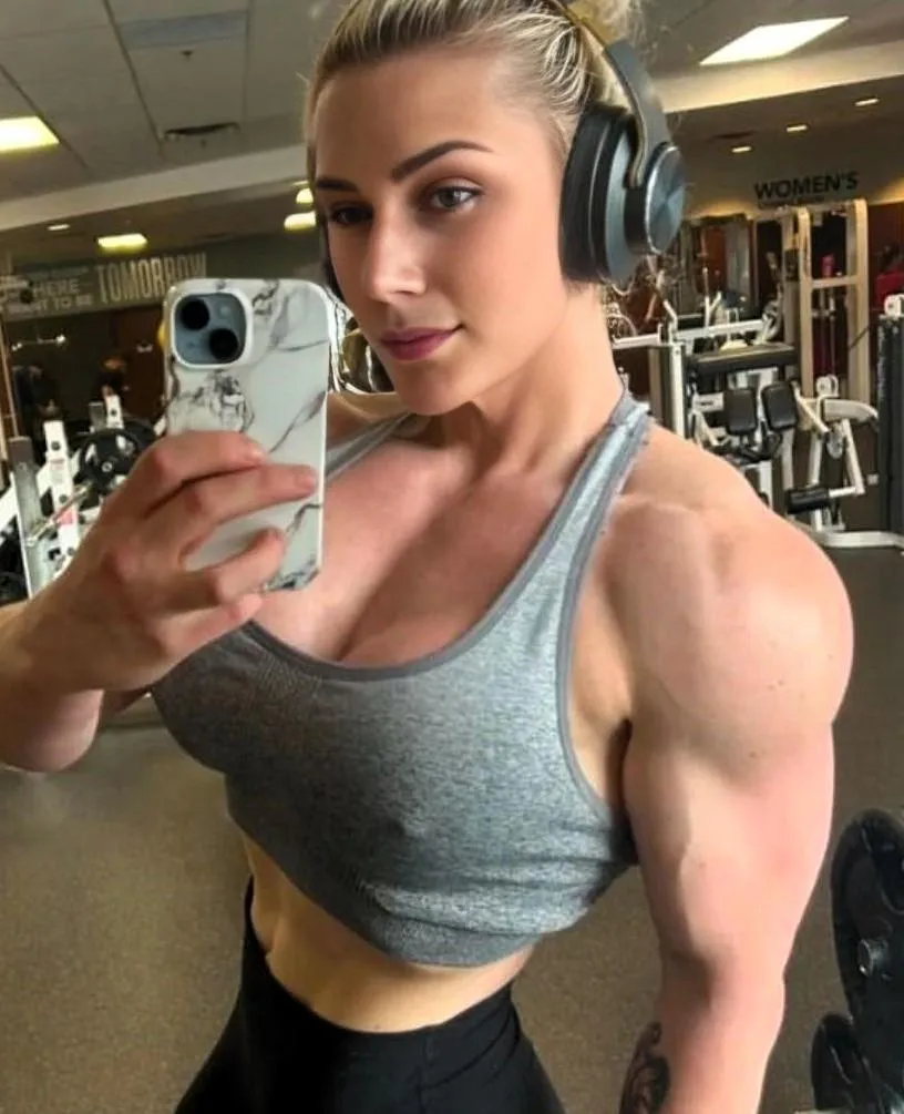 Fit chicks come in all shapes and sizes. posted by FitMatilda